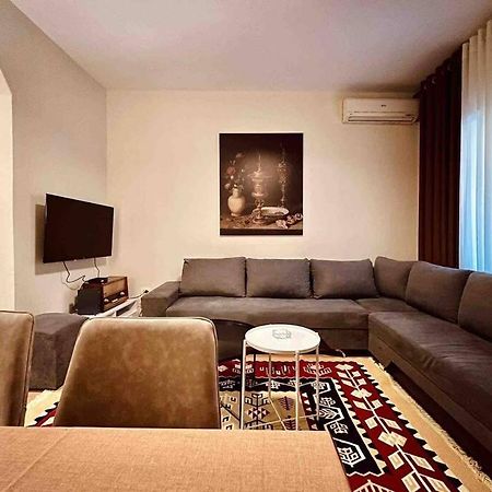 Zarlett House, Pazari Ri ,Villa With Garden,Parking ティラナ エクステリア 写真