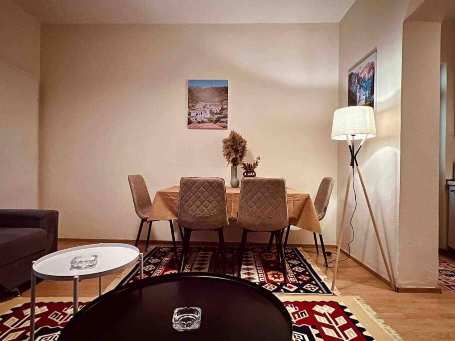 Zarlett House, Pazari Ri ,Villa With Garden,Parking ティラナ エクステリア 写真