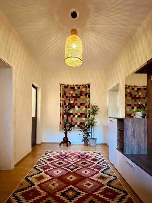 Zarlett House, Pazari Ri ,Villa With Garden,Parking ティラナ エクステリア 写真